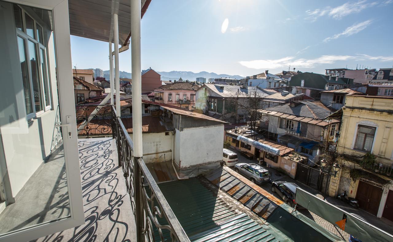 Hotel Cattaleya บาทูมิ ภายนอก รูปภาพ